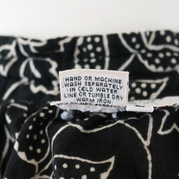 Orvis Black Maxi A-Line Skirt with Leaf Pattern - Picture 8 of 8